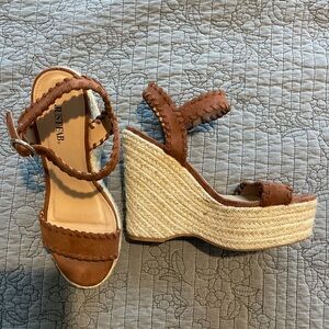 JustFab Platform Sandals in Cognac